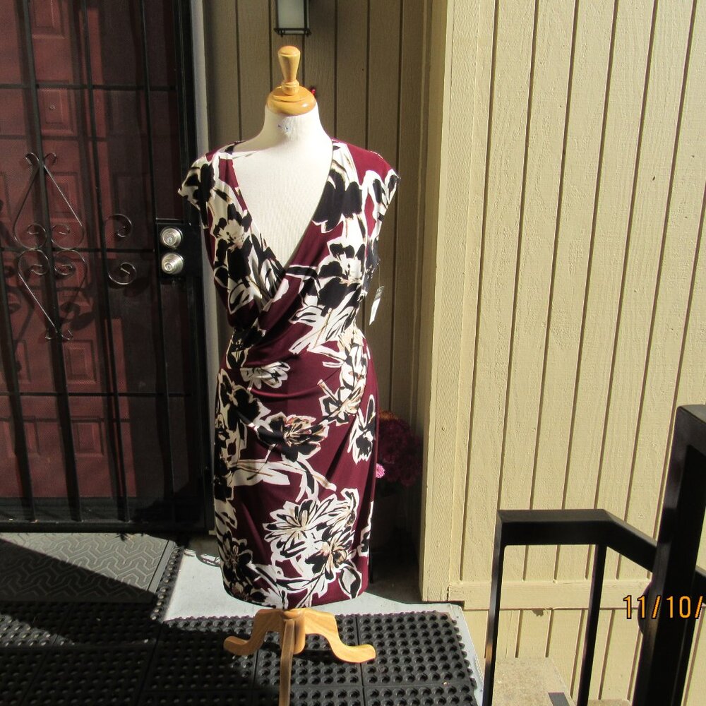 #451  NEW WOMAN'S FLORAL DRESS BY RALPH LAUREN  (SIZE 16W)